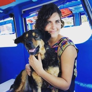 Meet your Posher, Danielle